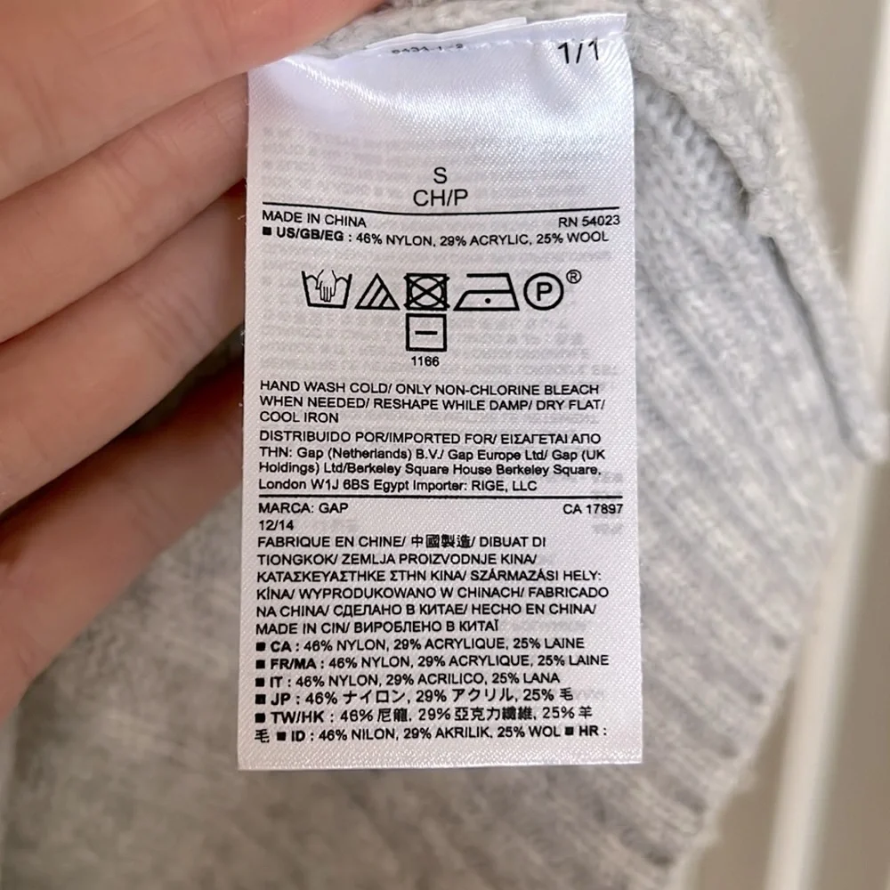 Gap Heather Grey V Nexk Sweater - Picture 5 of 6